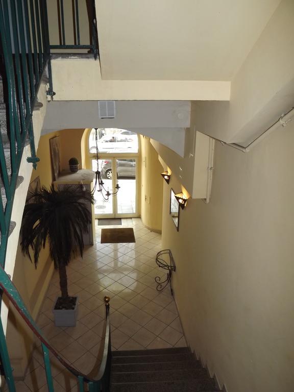 Hotel Univers Bastia  Bagian luar foto