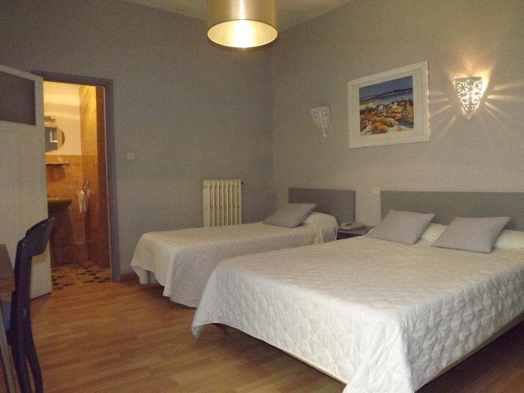 Hotel Univers Bastia  Bagian luar foto