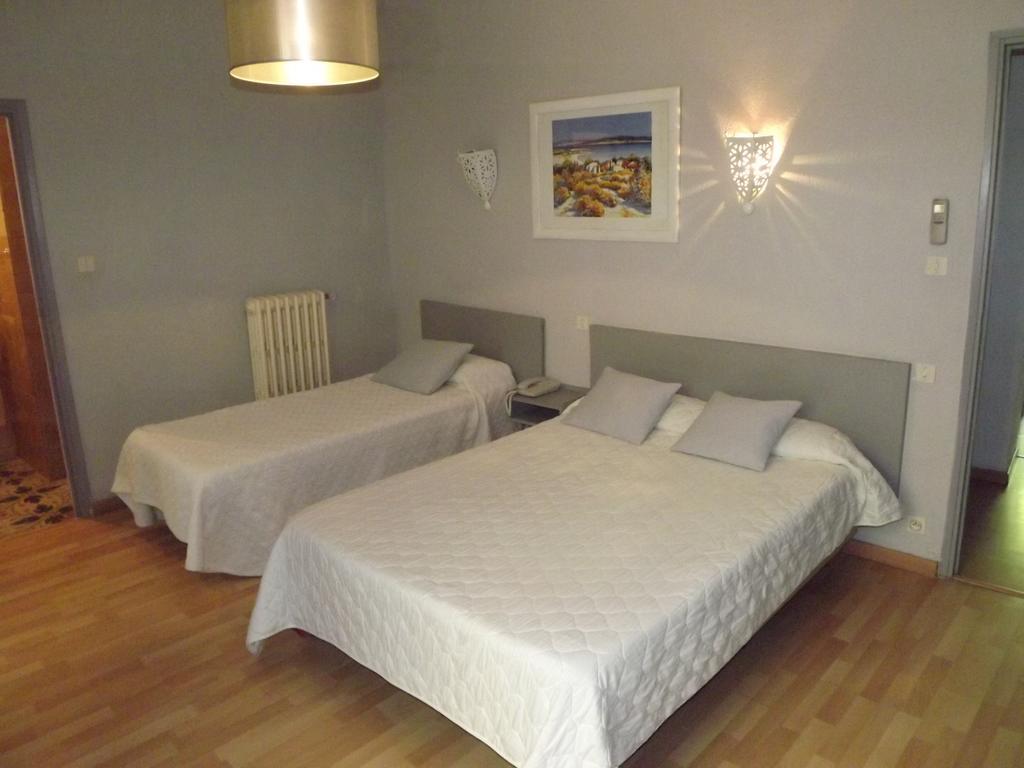 Hotel Univers Bastia  Bagian luar foto