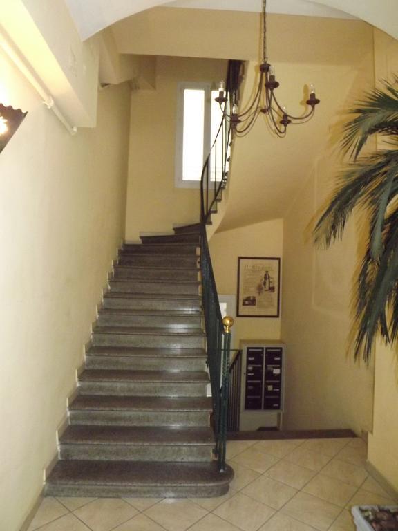 Hotel Univers Bastia  Bagian luar foto